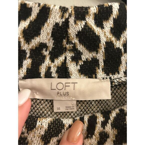 LOFT Plus leopard mock neck pullover 14 Large Mob wife - Picture 2 of 7